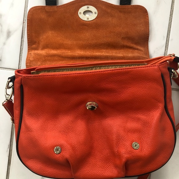 Orange leather bag - Picture 3 of 7